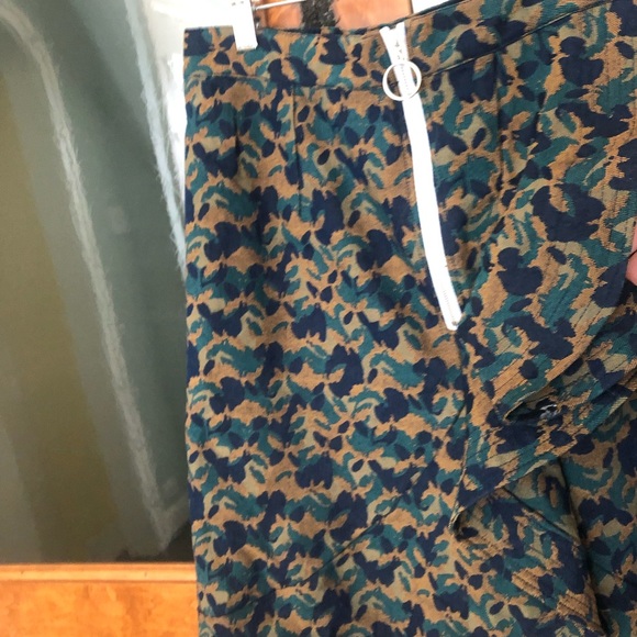 Sister Jane Skirt - Picture 2 of 6